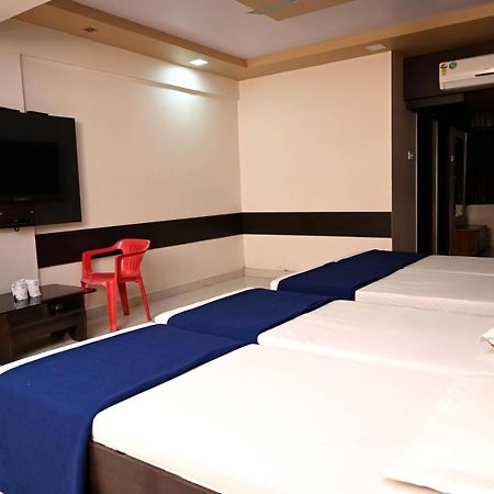 Hotel Sukh Sagar Somnāth Buitenkant foto
